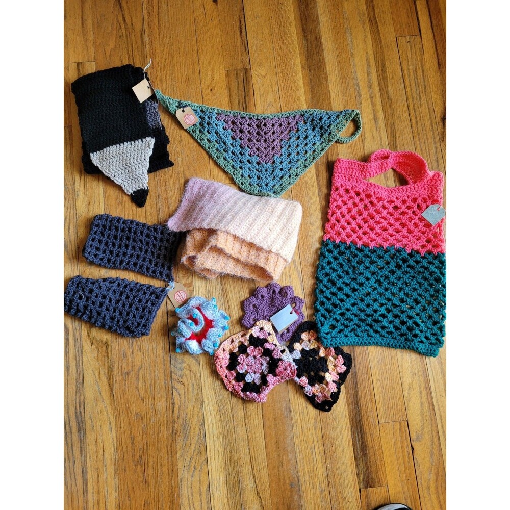 Handmade Crochet Bundle of 7 Piece Includes Scarves Bag Bandana and More NWT New